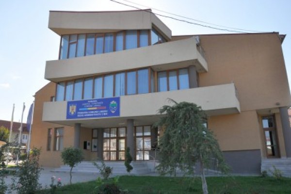Limanu şi Agigea angajează funcţionari publici